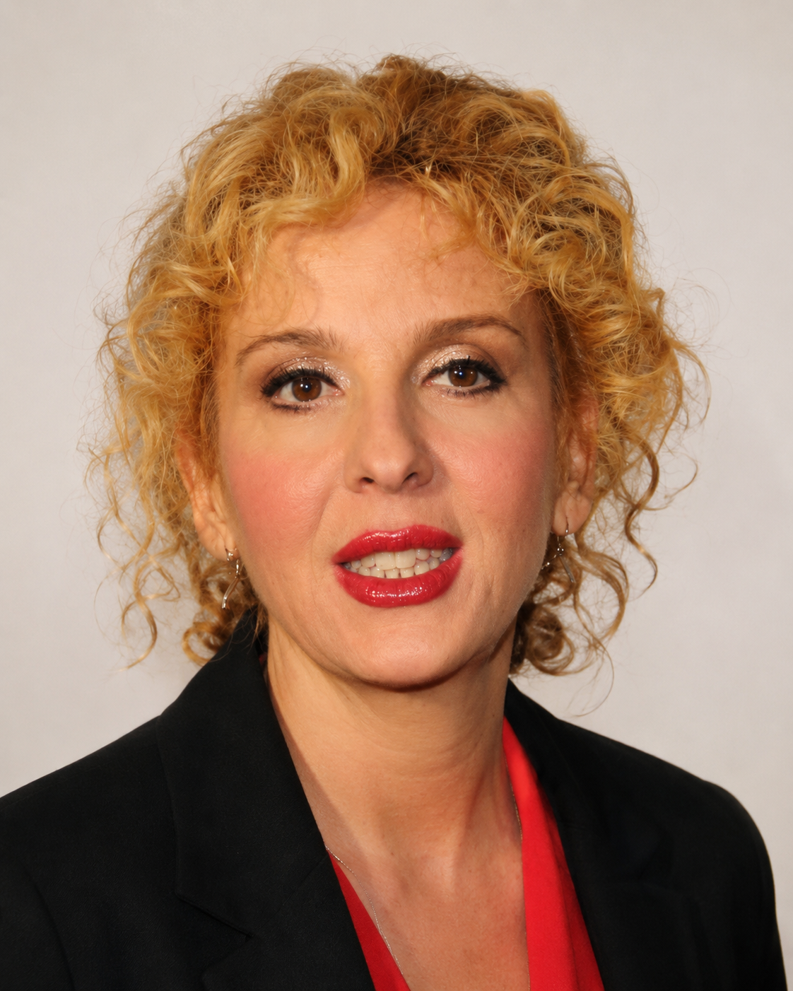 IVANA MIHIĆ